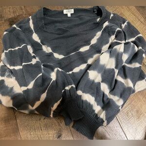 Cute tye dye sweater!